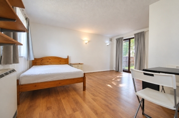 Studio Flat