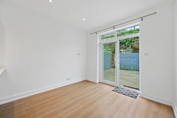 Four bedroom family house