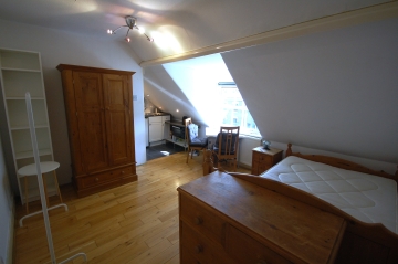 Studio Flat