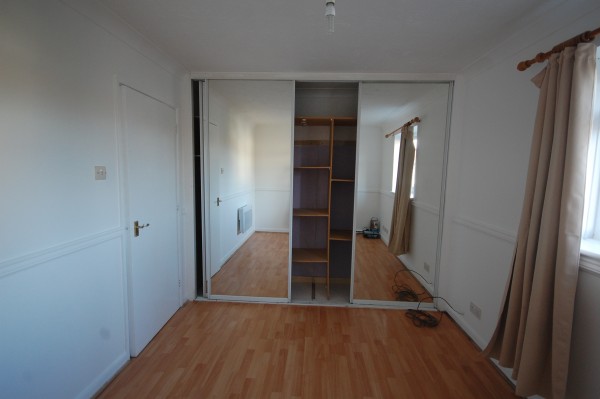 One-Bedroom First Floor Flat with Parking