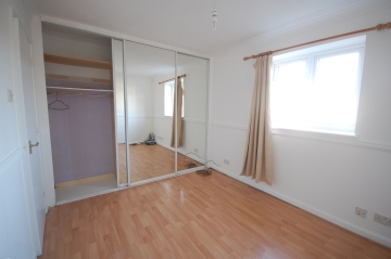 One-Bedroom First Floor Flat with Parking
