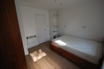 Studio Flat
