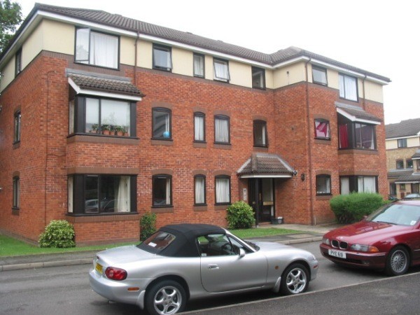 Two bed flat set in a private gated development